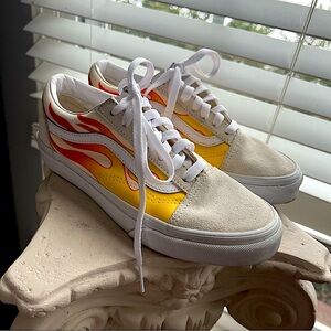 Vans Old Skool classic white skate shoes flame detail mens womens unisex sizes
